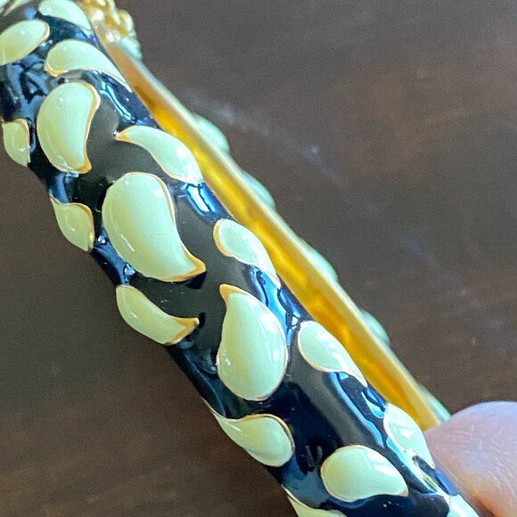J. Crew Enamel Bracelet Bangle Paisley Print $58 EUC - Picture 2 of 4